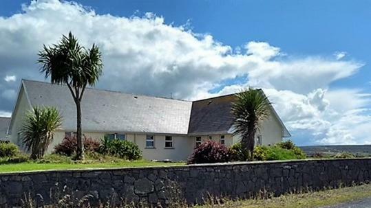 Ceol Na Dtonnta Hotell Doolin Exteriör bild